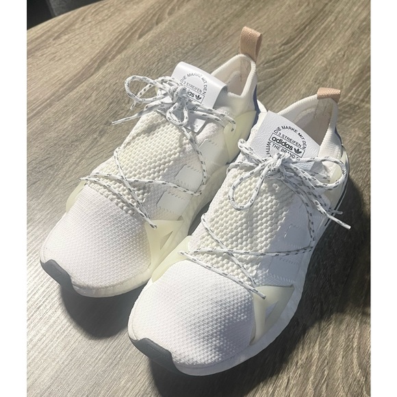 Adidas Arkyn Boost Women’s - Picture 4 of 14